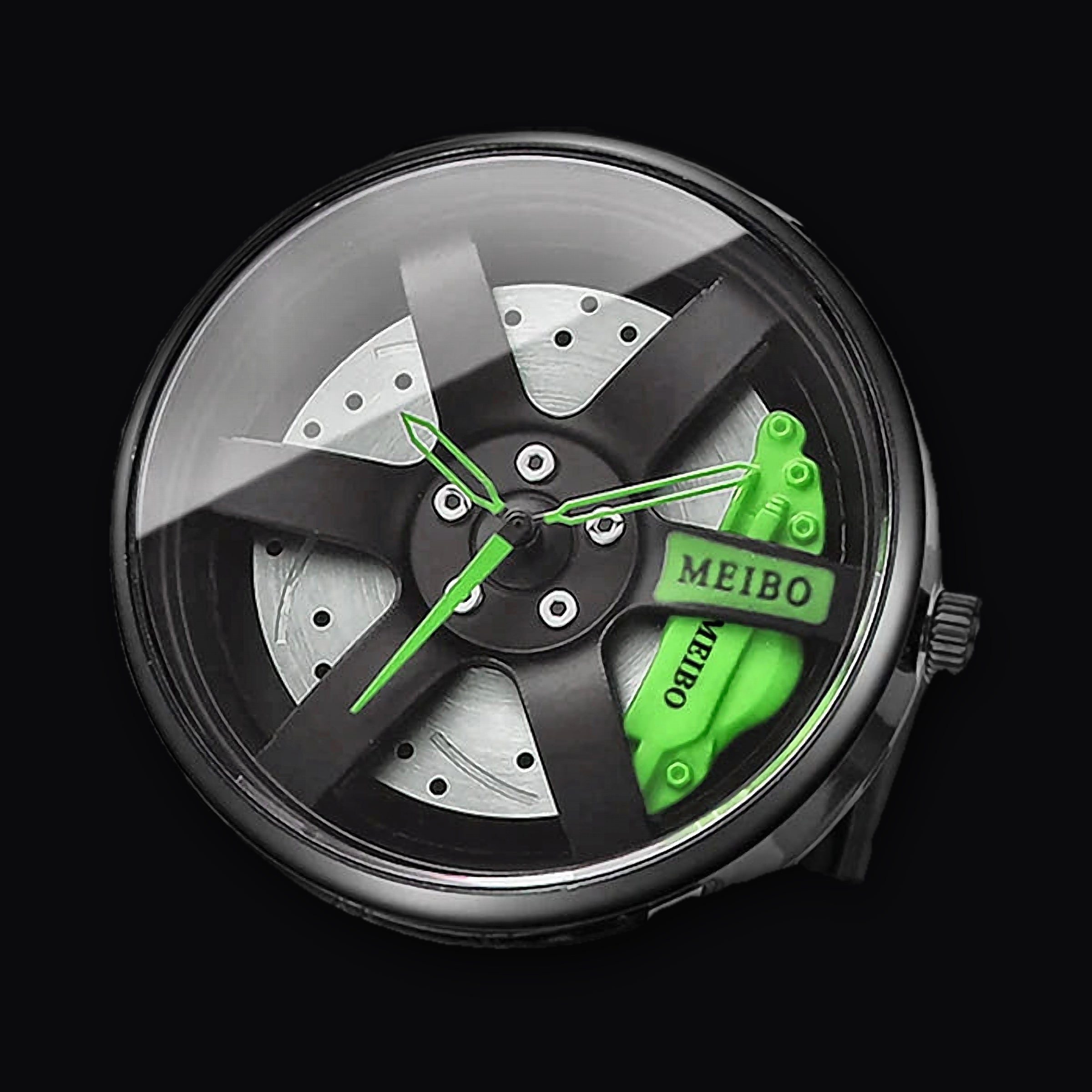 Close up of the wheel dial with green caliper