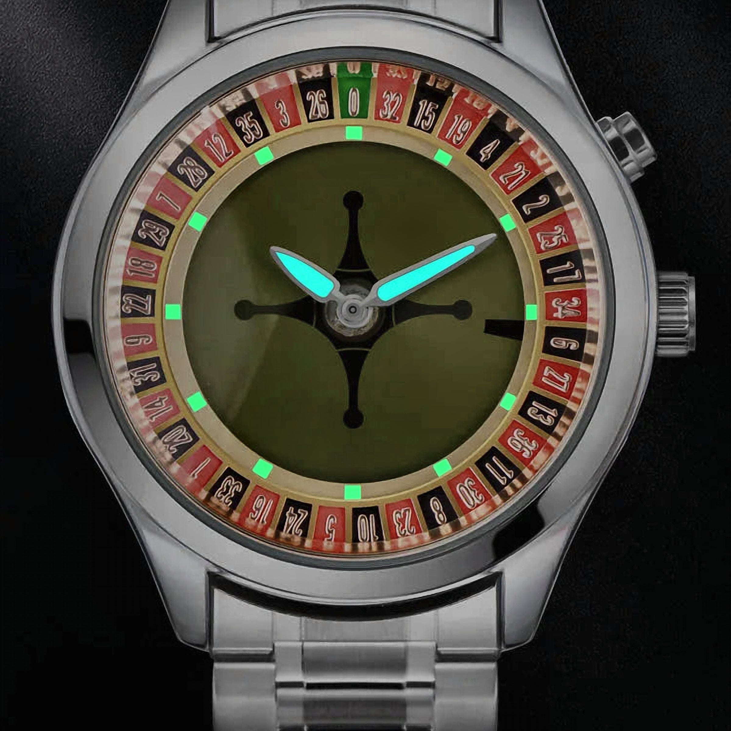 Croupier watch in the dark with luminous hands and markers glowing