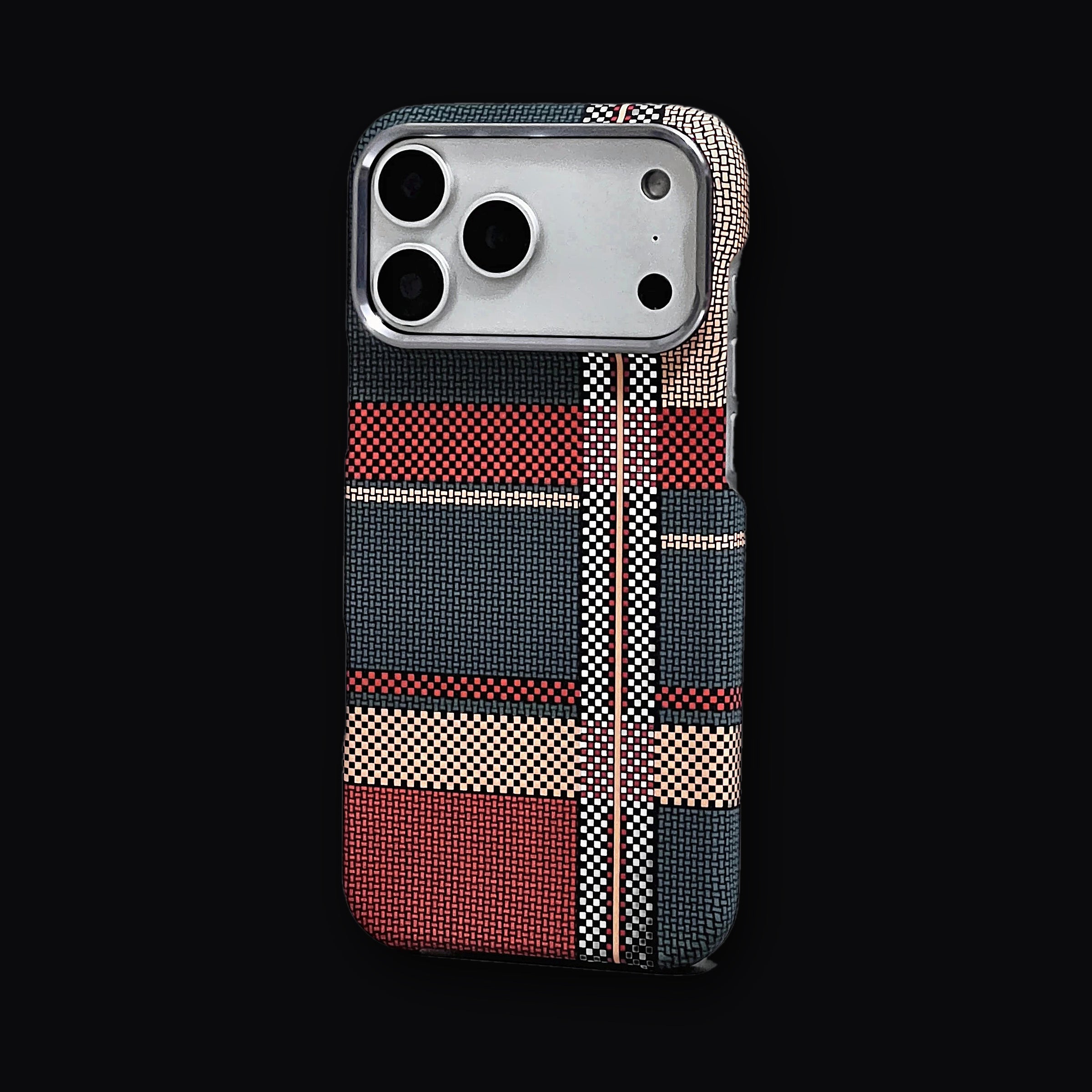 Aramid weave hard case in Crimson Tartan