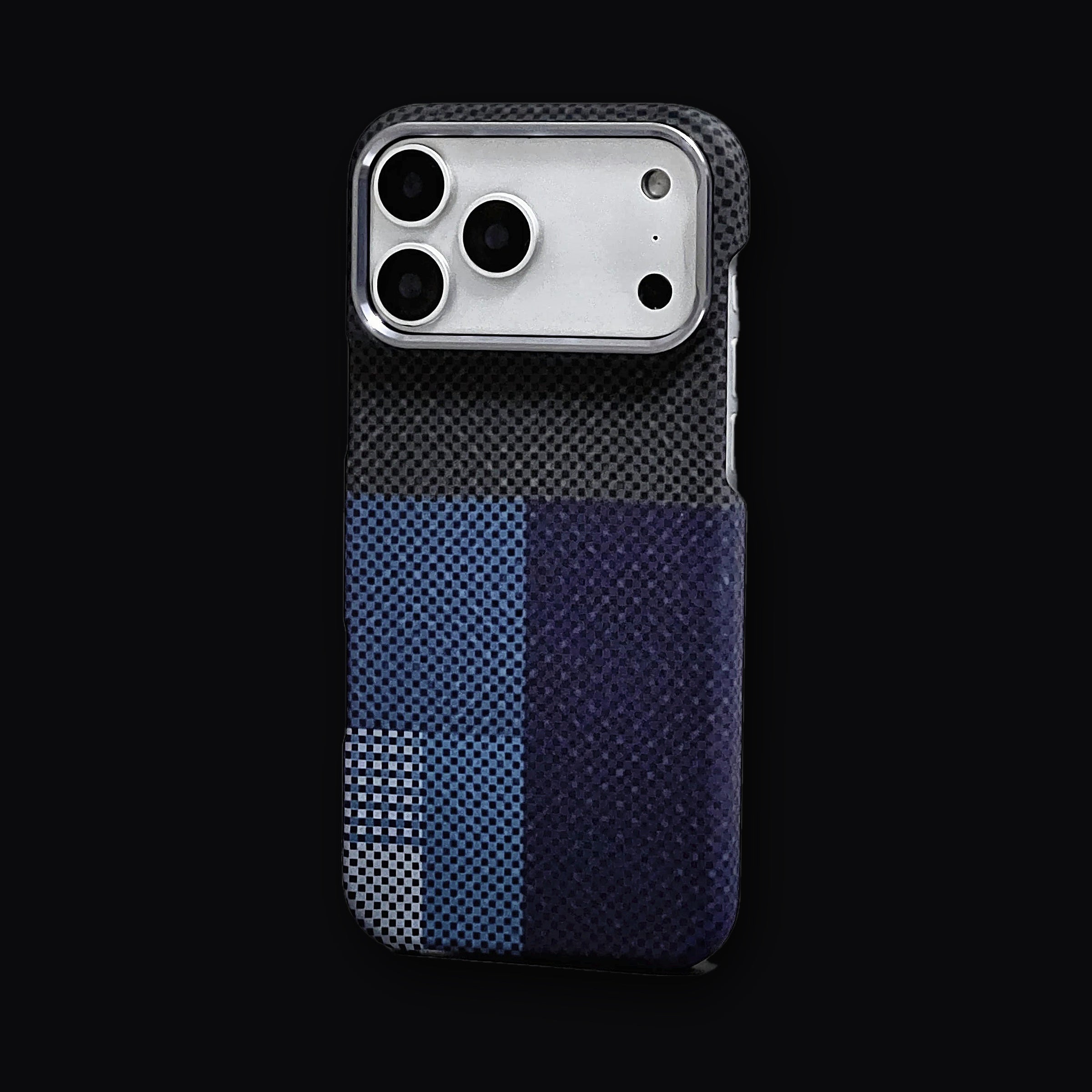 Aramid weave hard case in Navy Patchwork